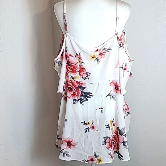 Rosegal Cold-Shoulder Top, White with Red & Yellow Flowers, Size 3X or 20, NWT - Picture 8 of 11